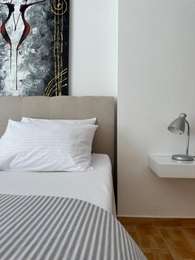 Piazza Apartment ดูบรอฟนิก ภายนอก รูปภาพ